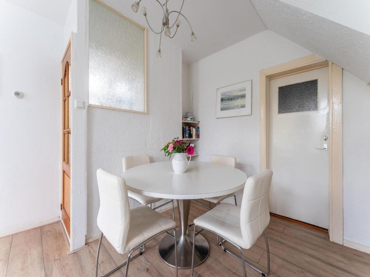 Modern Holiday Home In Heeg With Garden エクステリア 写真