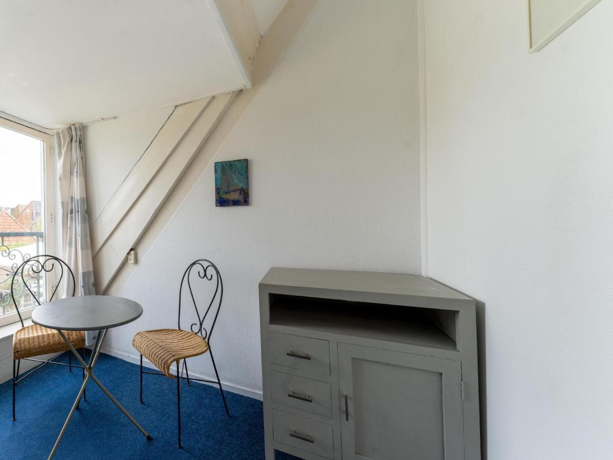 Modern Holiday Home In Heeg With Garden エクステリア 写真